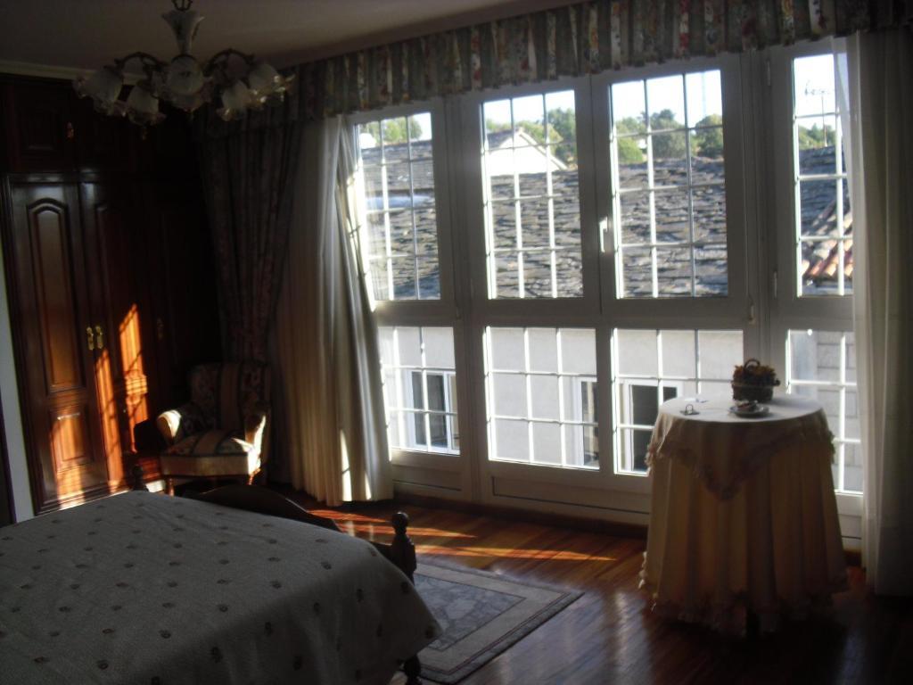 Hotel Pousada Vicente Risco Castro Caldelas Room photo